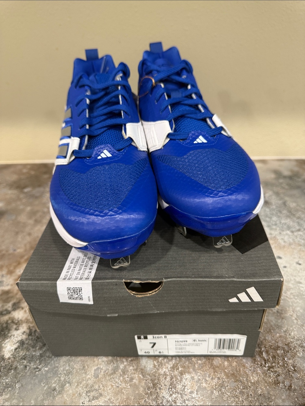 adidas Men's Blue and White baseball Cleats